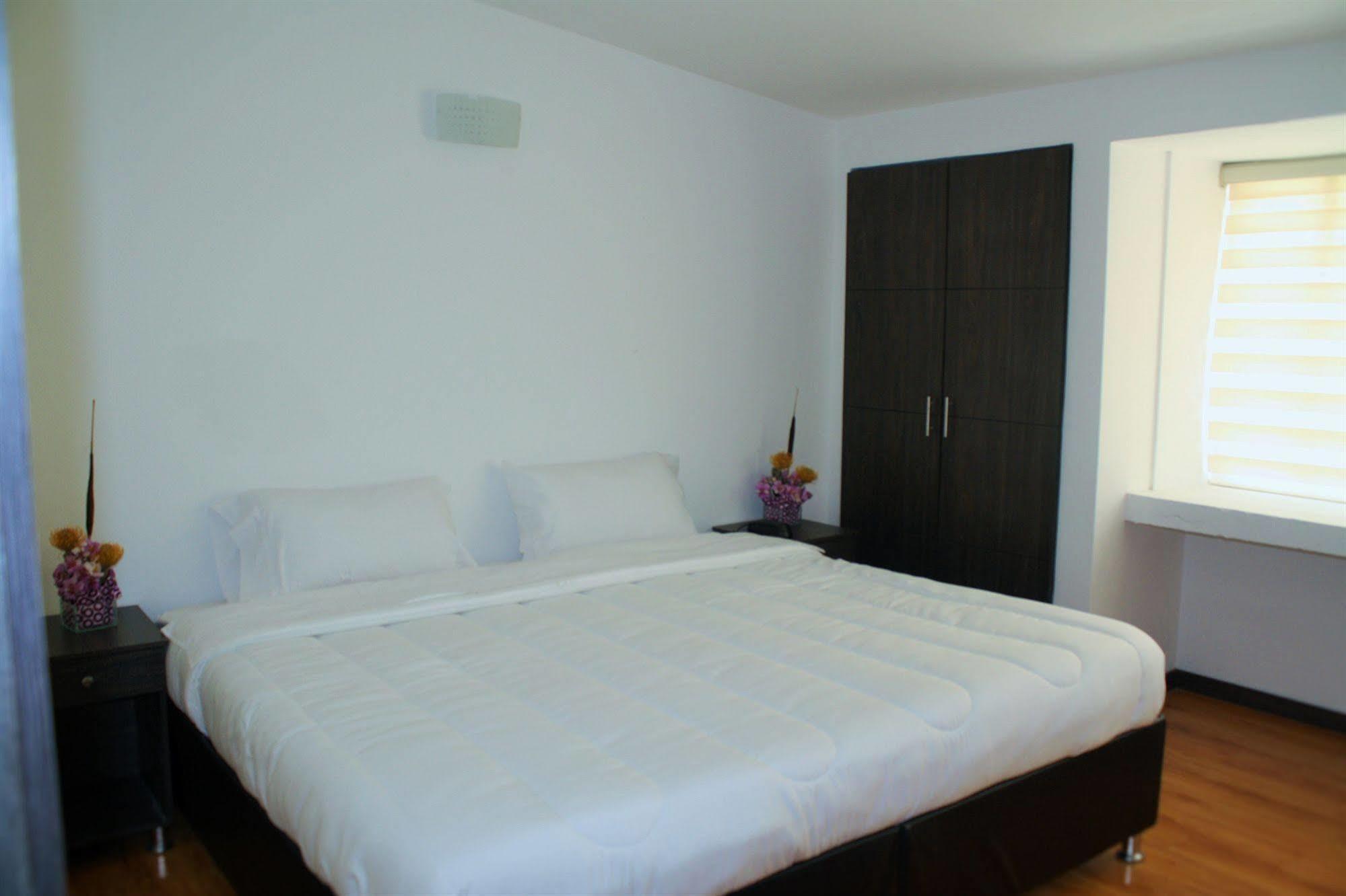 Stay Blue Hotel Bogotá Dış mekan fotoğraf